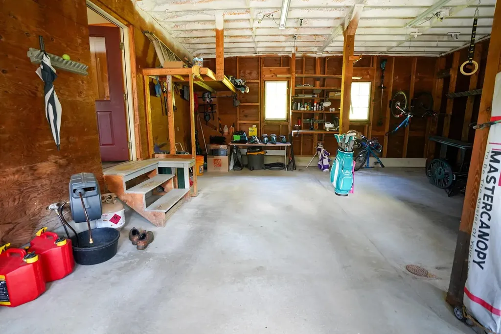 936 Rocky Ridge Road St. Johnsbury VT 05819