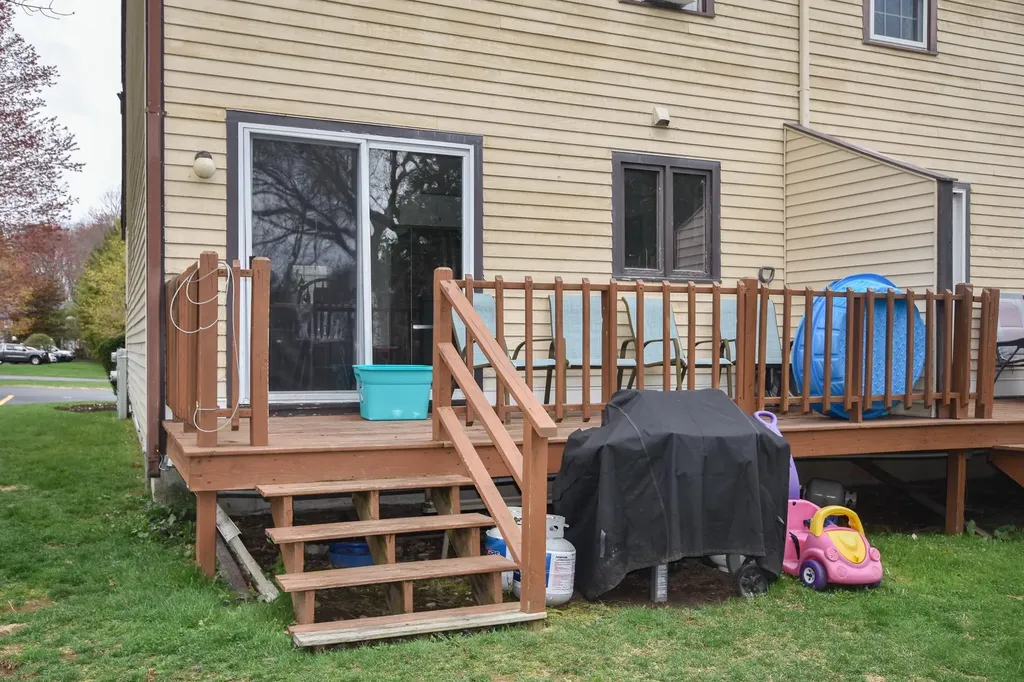 135 Forrest Street Plaistow NH 03865