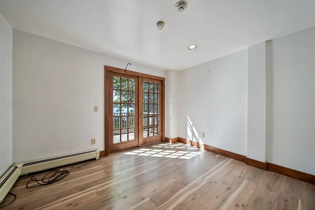 28 Pine Colony Road Franklin NH 03235