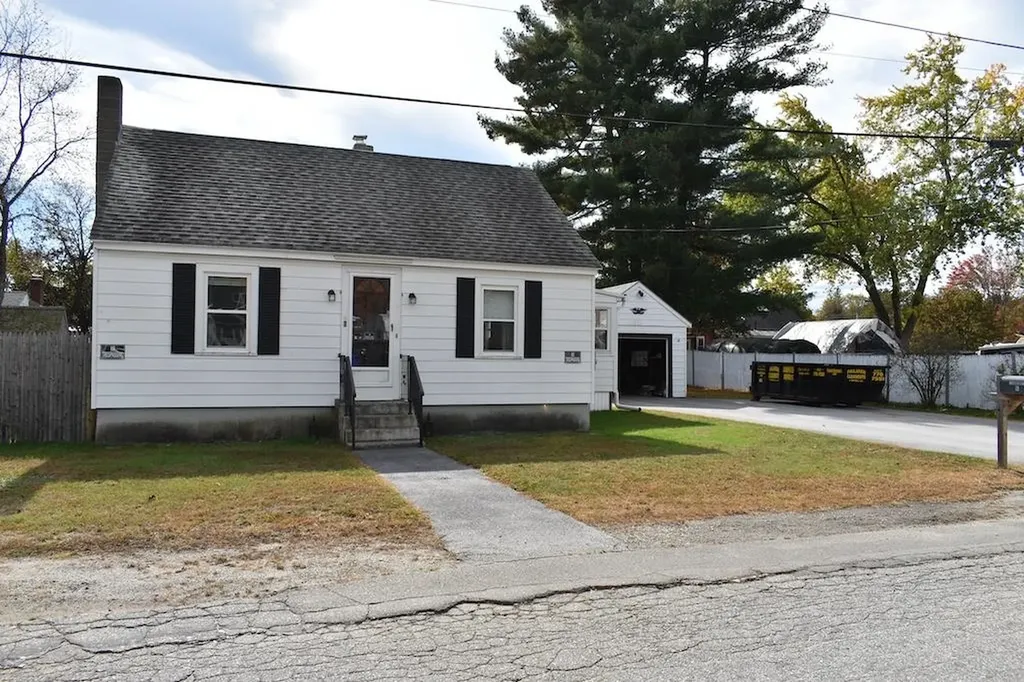 6 Brookline Street Goffstown NH 03045