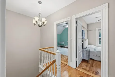 10 Brady Avenue Salem NH 03079