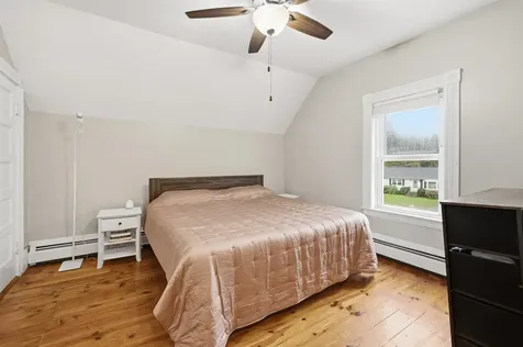 10 Brady Avenue Salem NH 03079