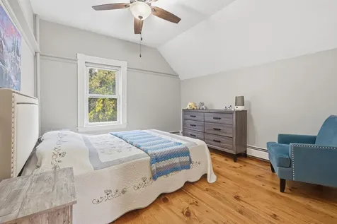 10 Brady Avenue Salem NH 03079