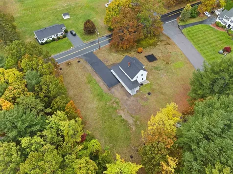 10 Brady Avenue Salem NH 03079