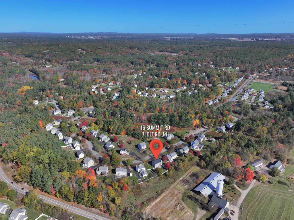 16 Summit Road Bedford NH 03110