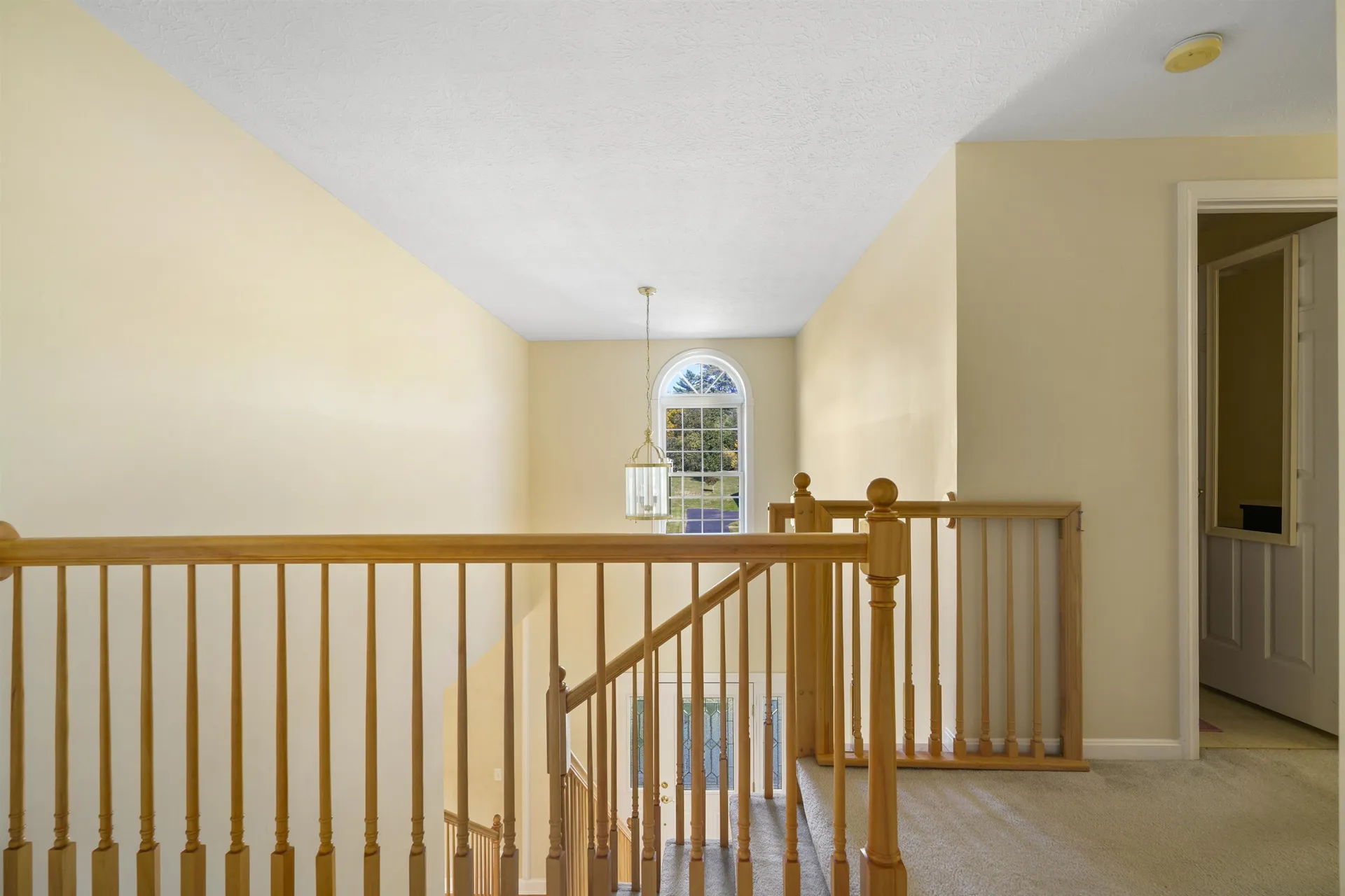 16 Summit Road Bedford NH 03110