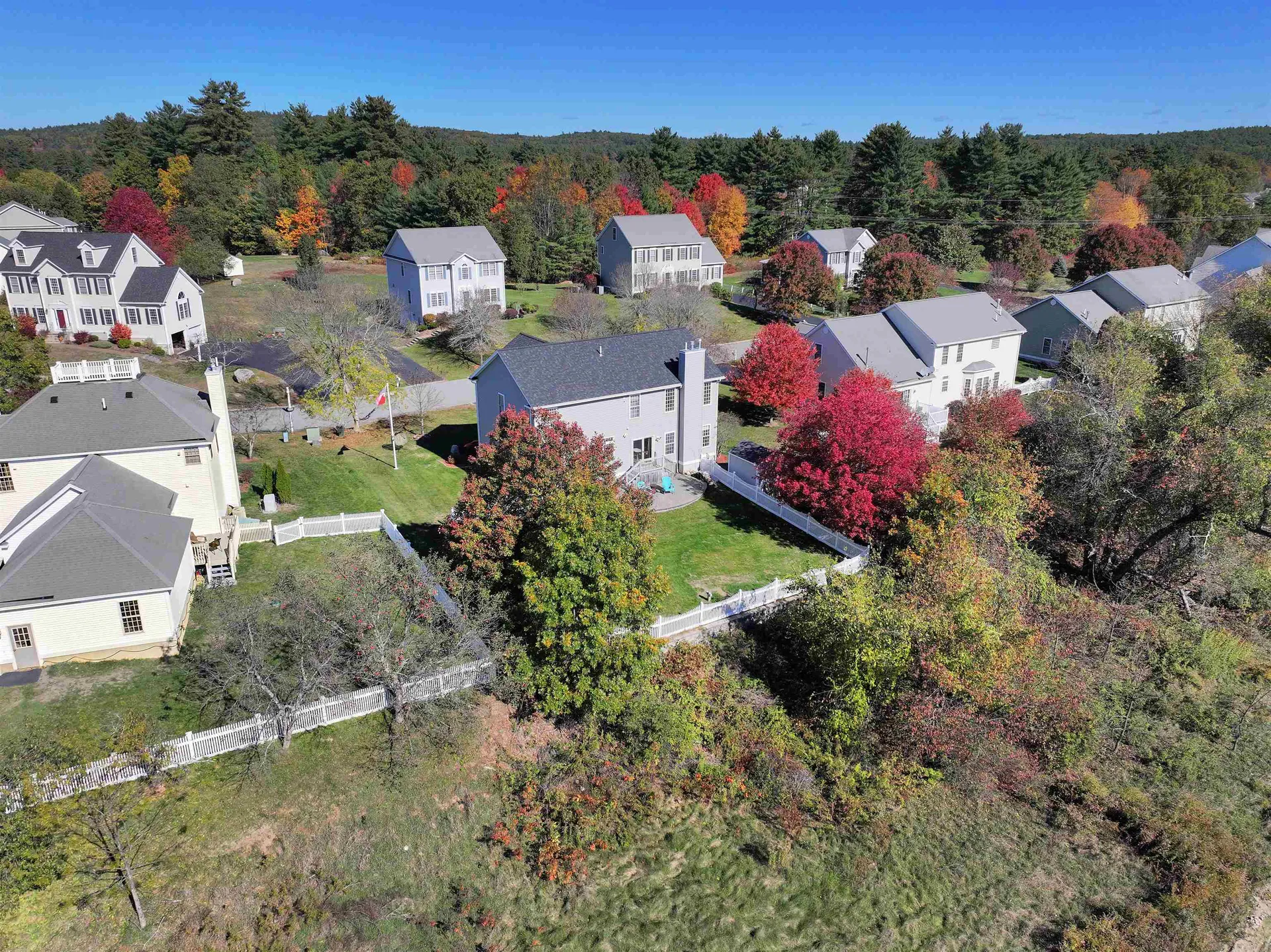 16 Summit Road Bedford NH 03110