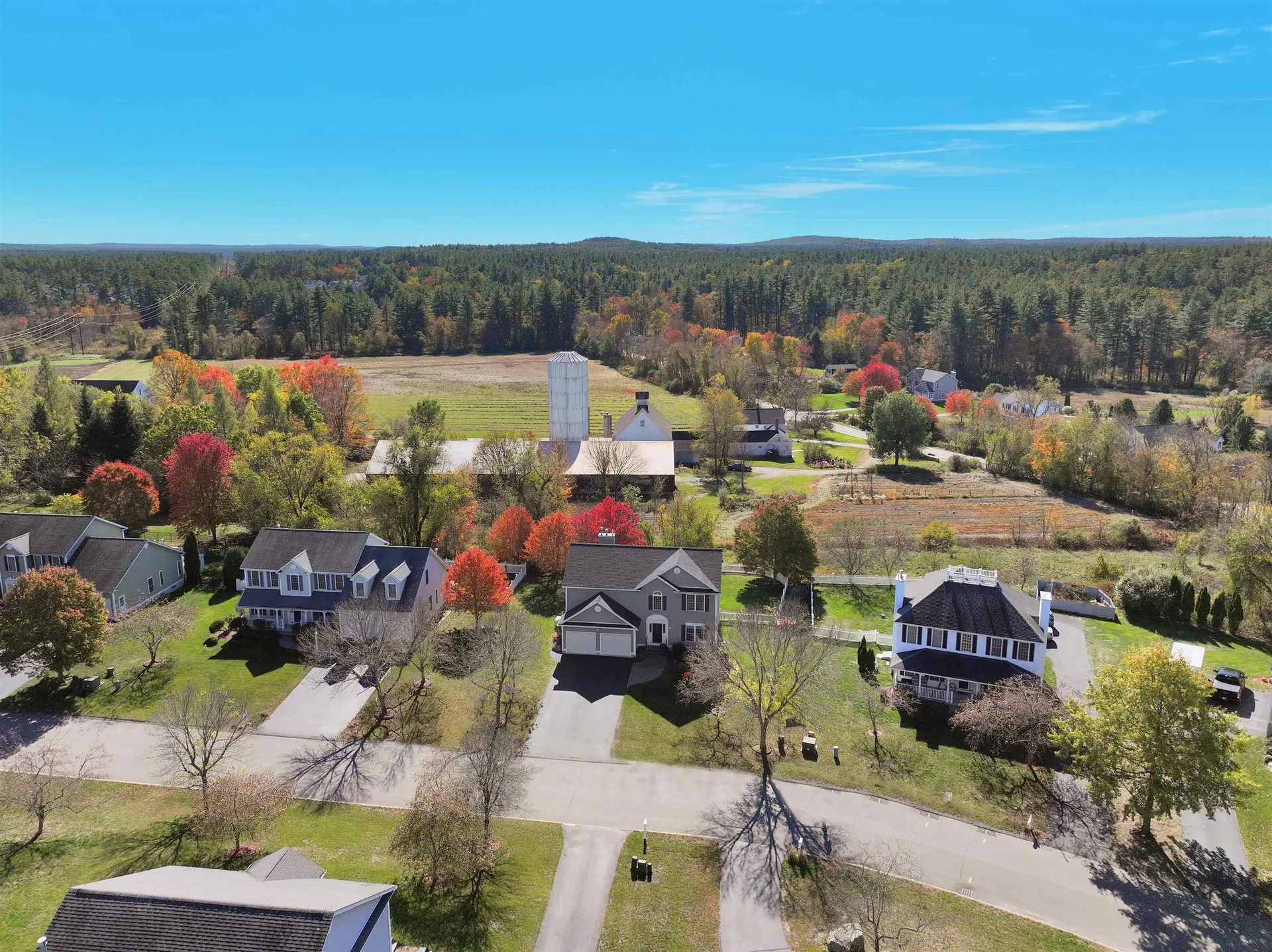 16 Summit Road Bedford NH 03110