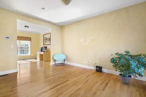 16 Summit Road Bedford NH 03110