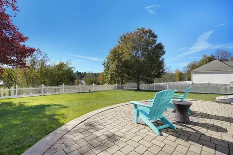 16 Summit Road Bedford NH 03110