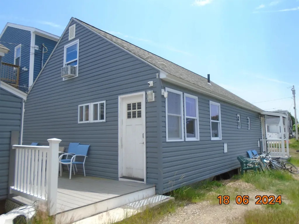 19 Riverview Terrace Hampton NH 03842