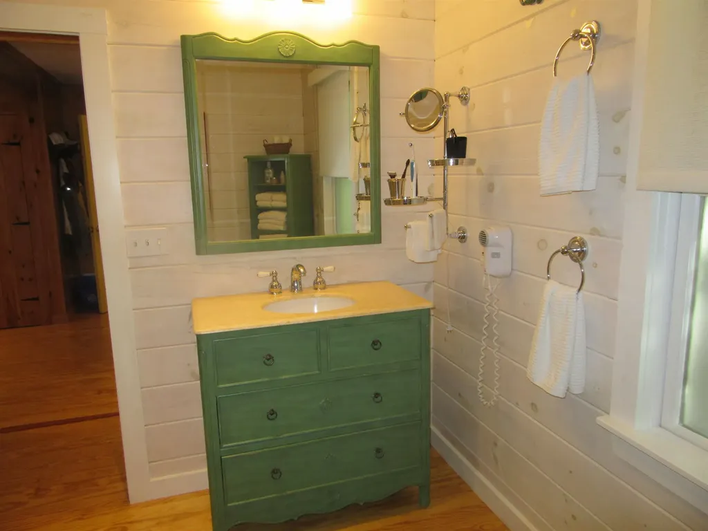 322 South Shore Road New Durham NH 03855