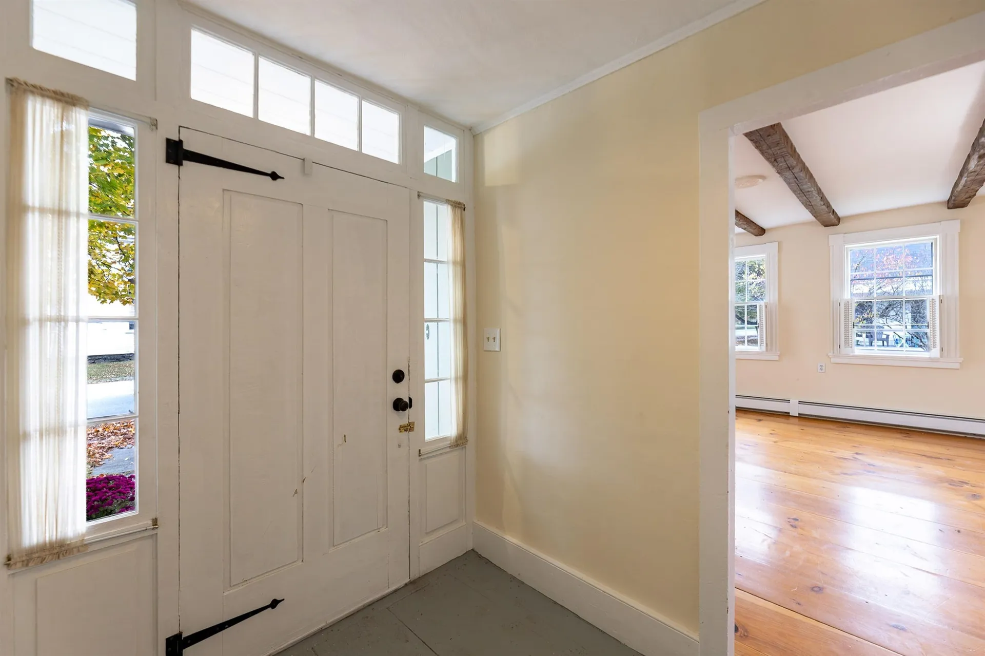 48 Cross Street Newbury VT 05051