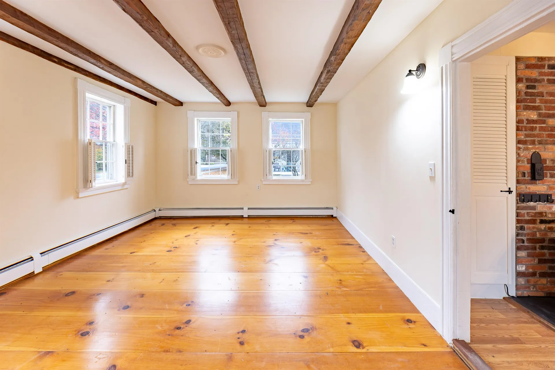 48 Cross Street Newbury VT 05051