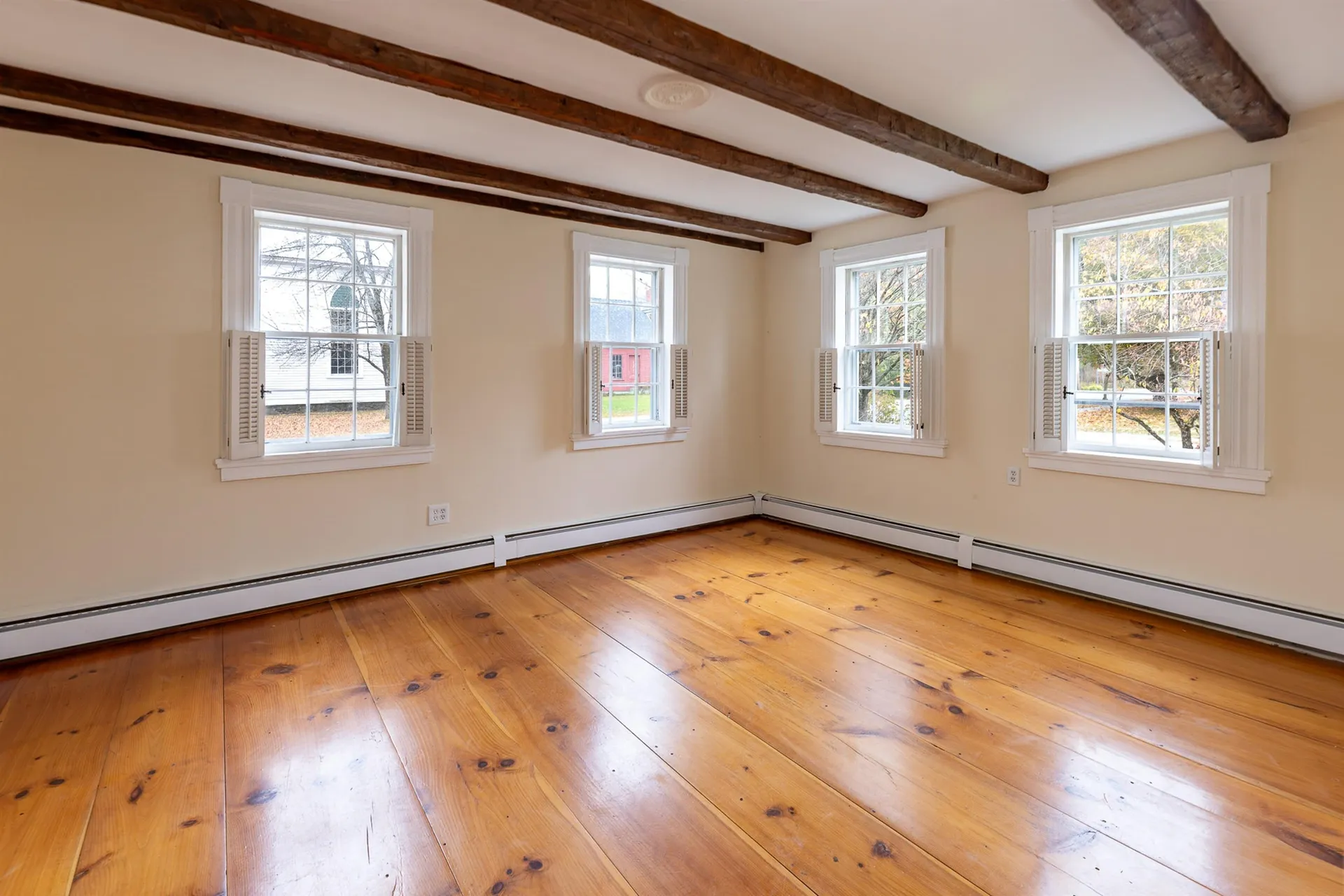 48 Cross Street Newbury VT 05051