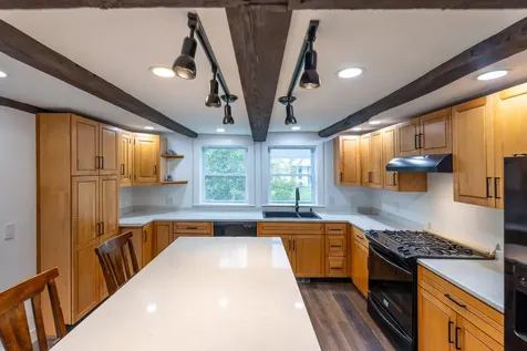 48 Cross Street Newbury VT 05051