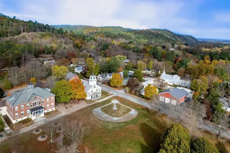 48 Cross Street Newbury VT 05051