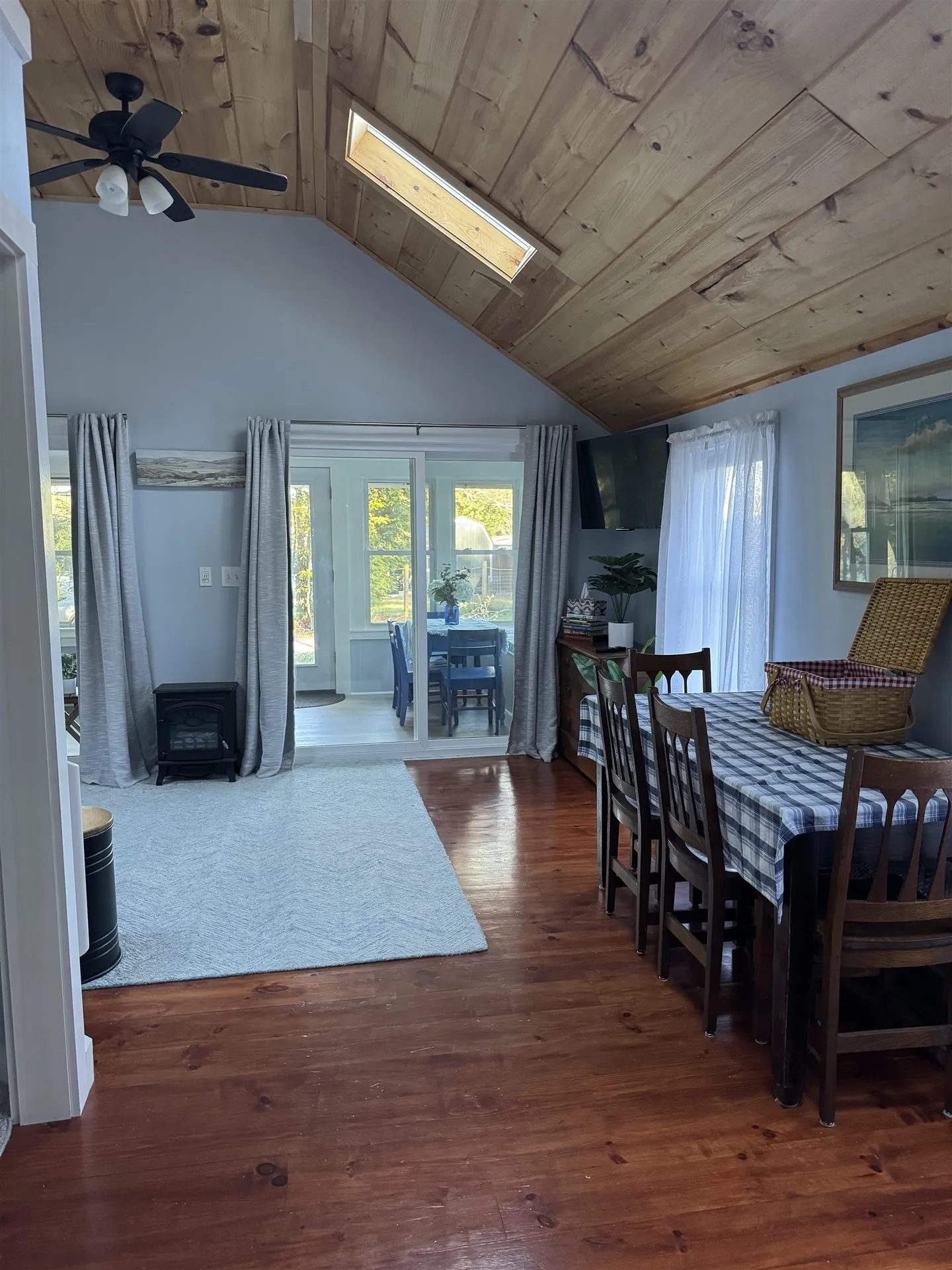 27 Shadowland Road Alstead NH 03602