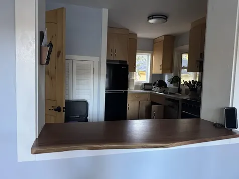 27 Shadowland Road Alstead NH 03602