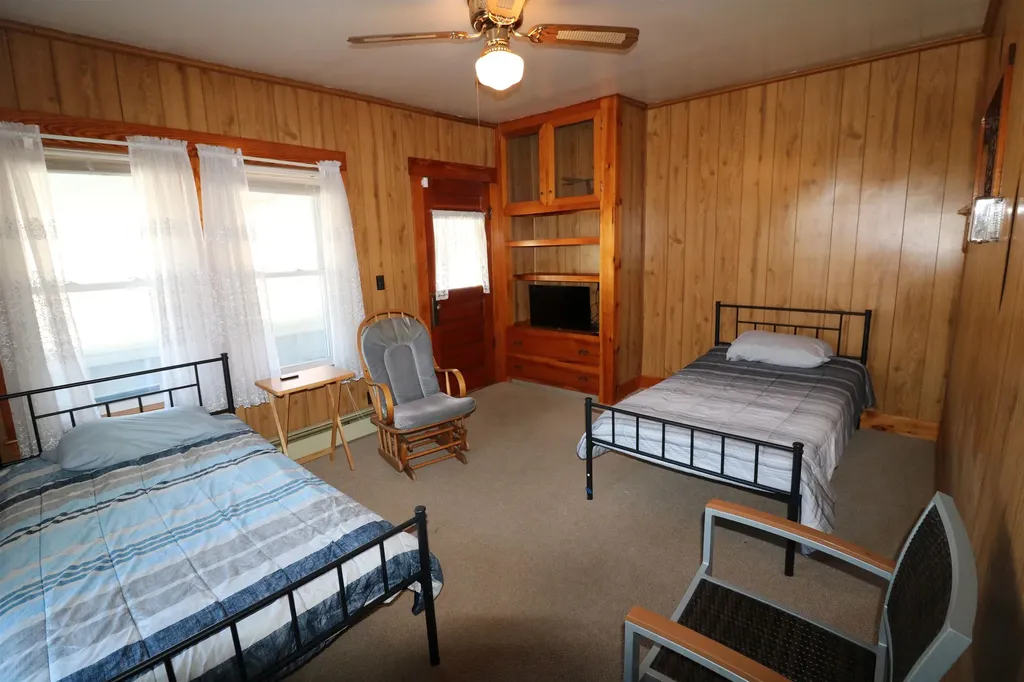 8 Cross Street Jaffrey NH 03452