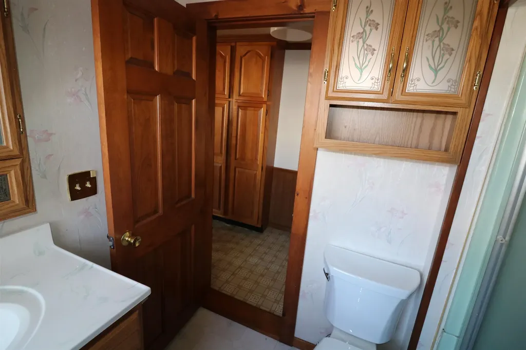 8 Cross Street Jaffrey NH 03452