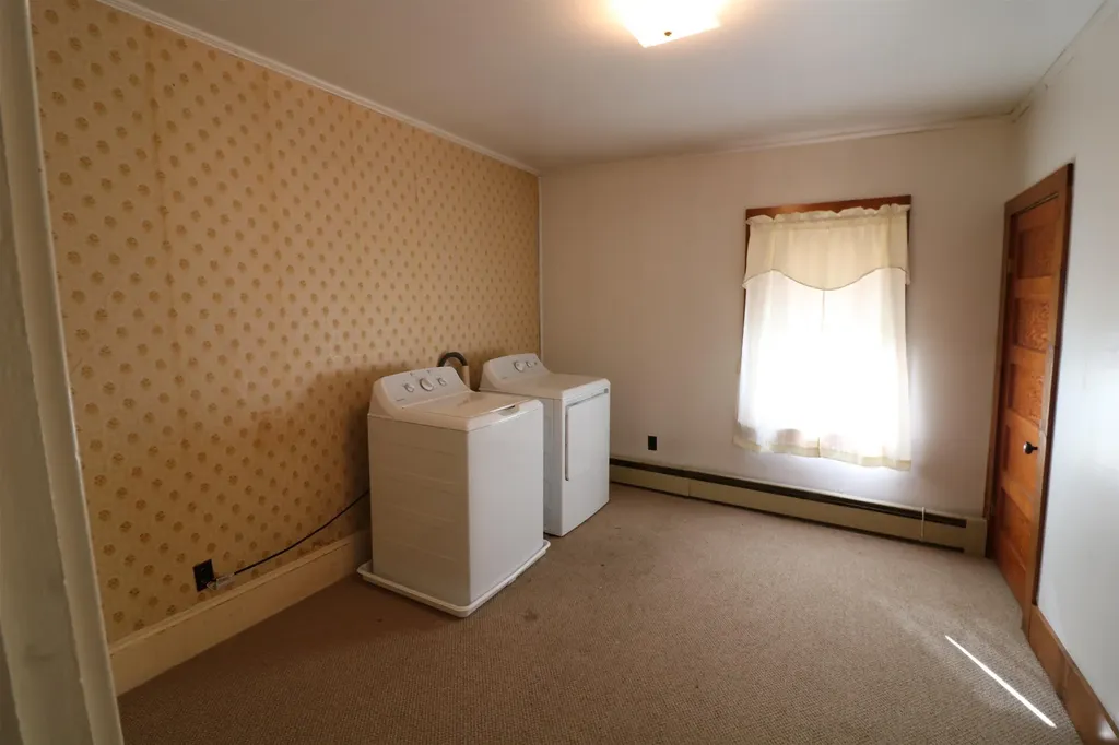 8 Cross Street Jaffrey NH 03452