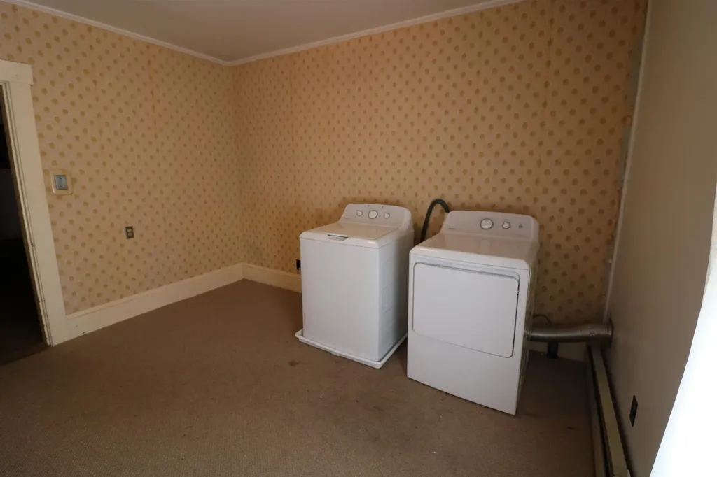 8 Cross Street Jaffrey NH 03452