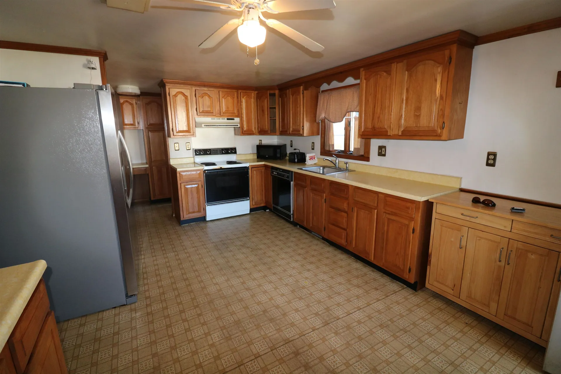 8 Cross Street Jaffrey NH 03452