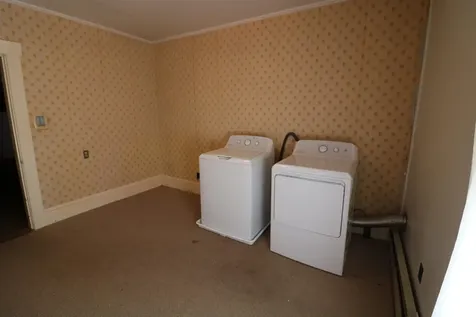 8 Cross Street Jaffrey NH 03452