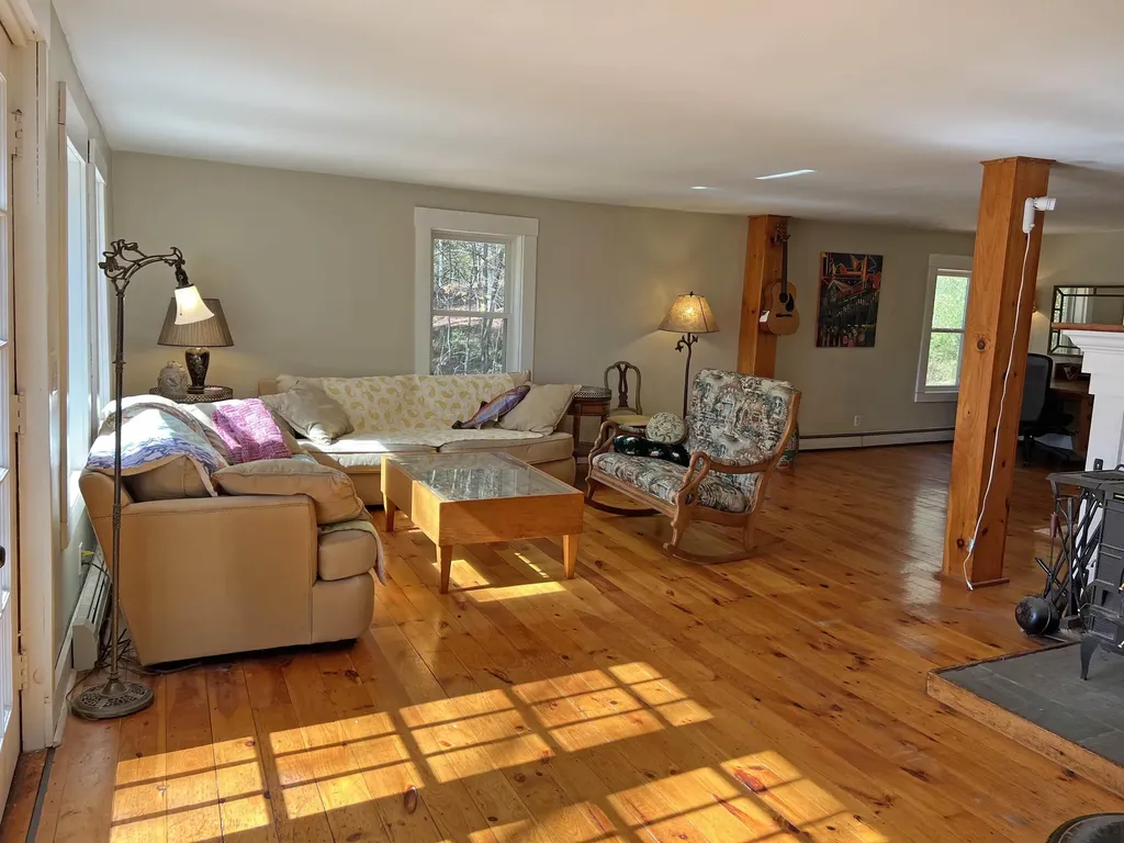 141 Piney Brook Way Marlboro VT 05301-9605