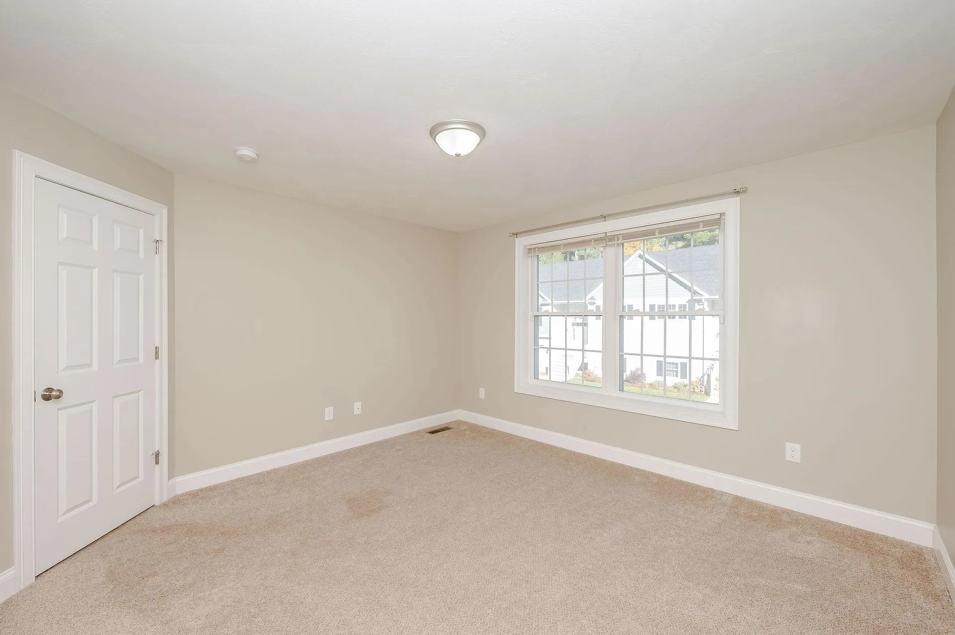 21 Cypress Circle Exeter NH 03833