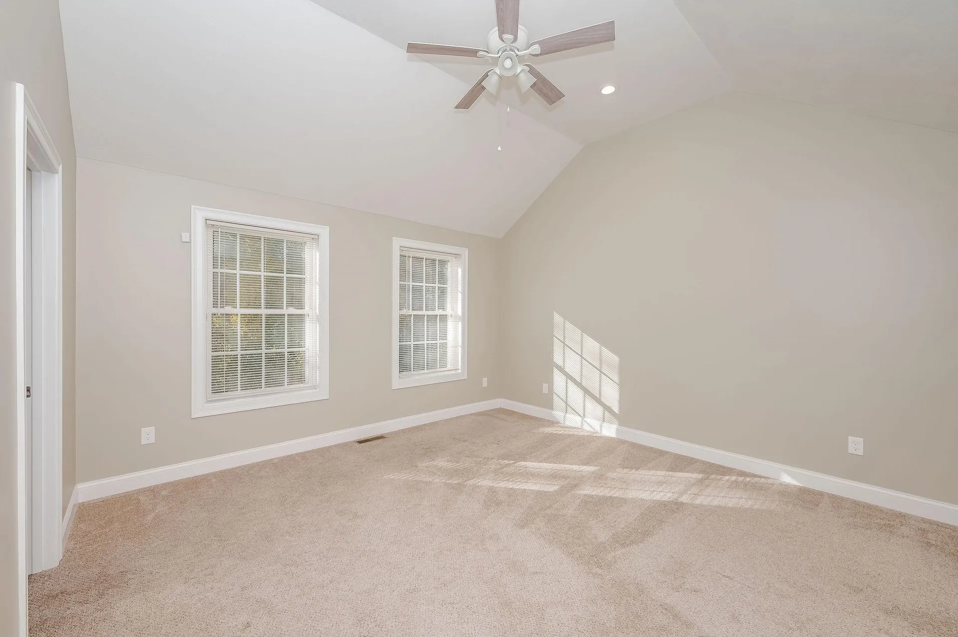 21 Cypress Circle Exeter NH 03833