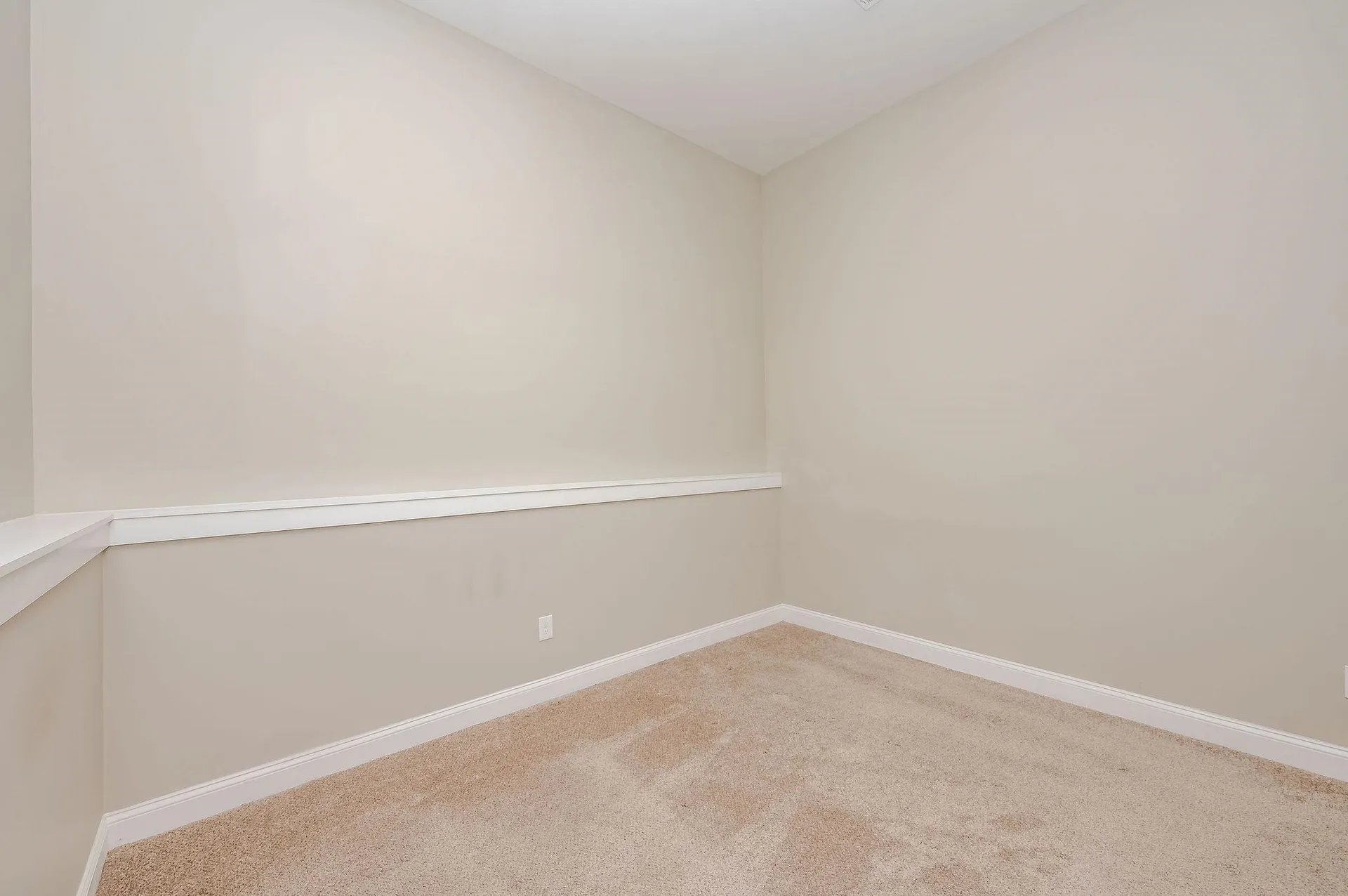 21 Cypress Circle Exeter NH 03833