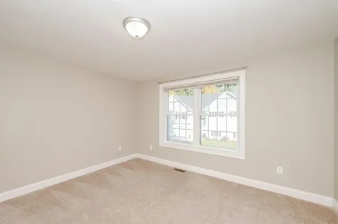 21 Cypress Circle Exeter NH 03833