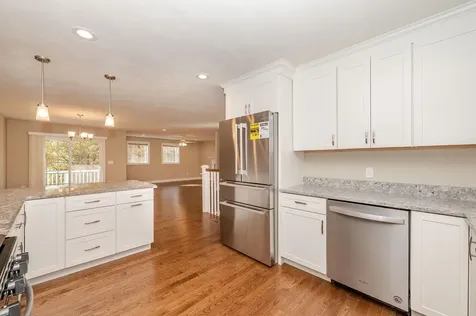 21 Cypress Circle Exeter NH 03833