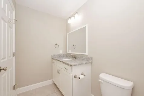 21 Cypress Circle Exeter NH 03833