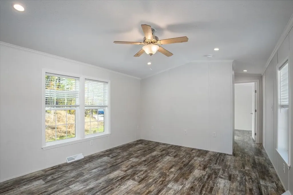 843 High Street Candia NH 03034