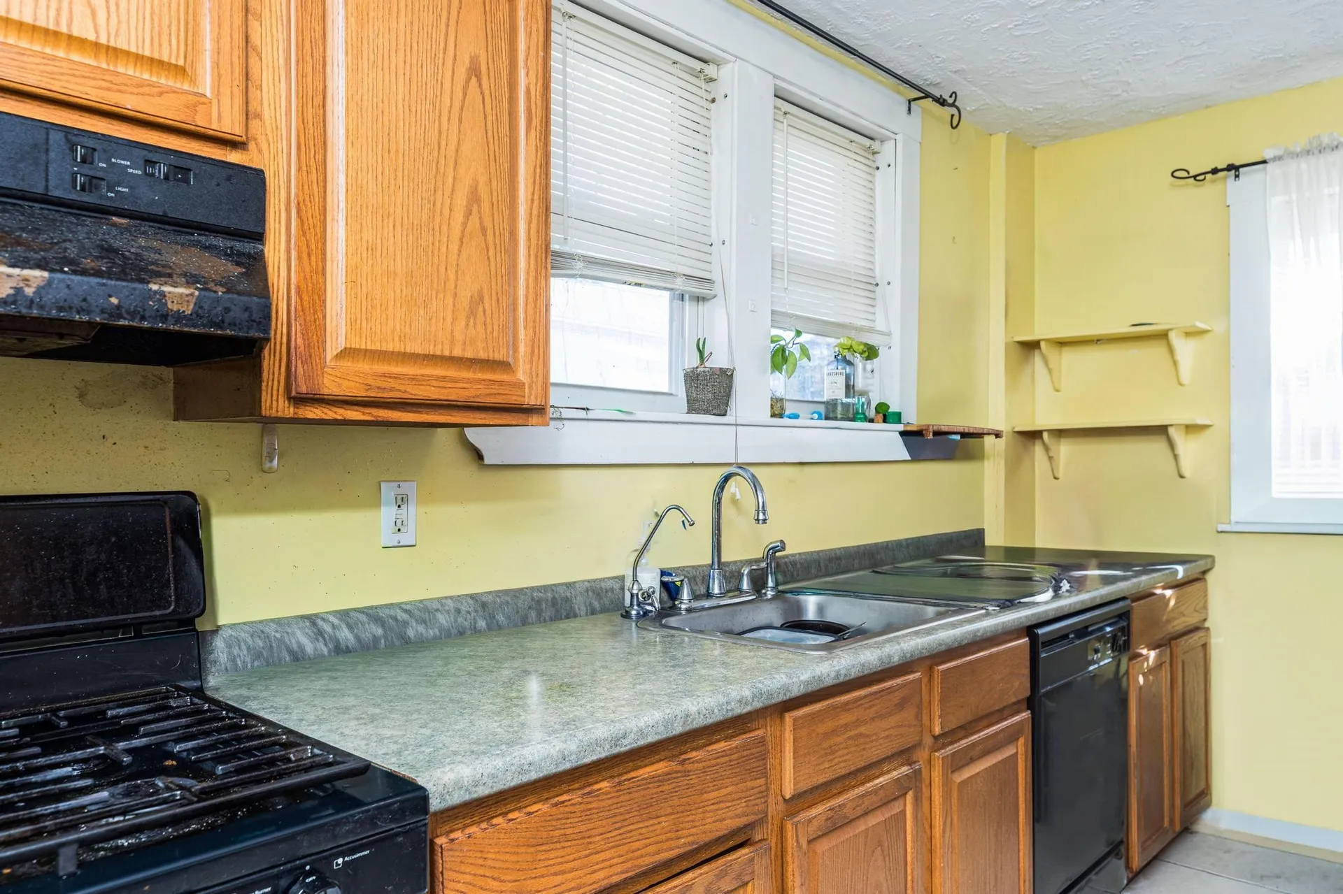 178 High Street Somersworth NH 03878