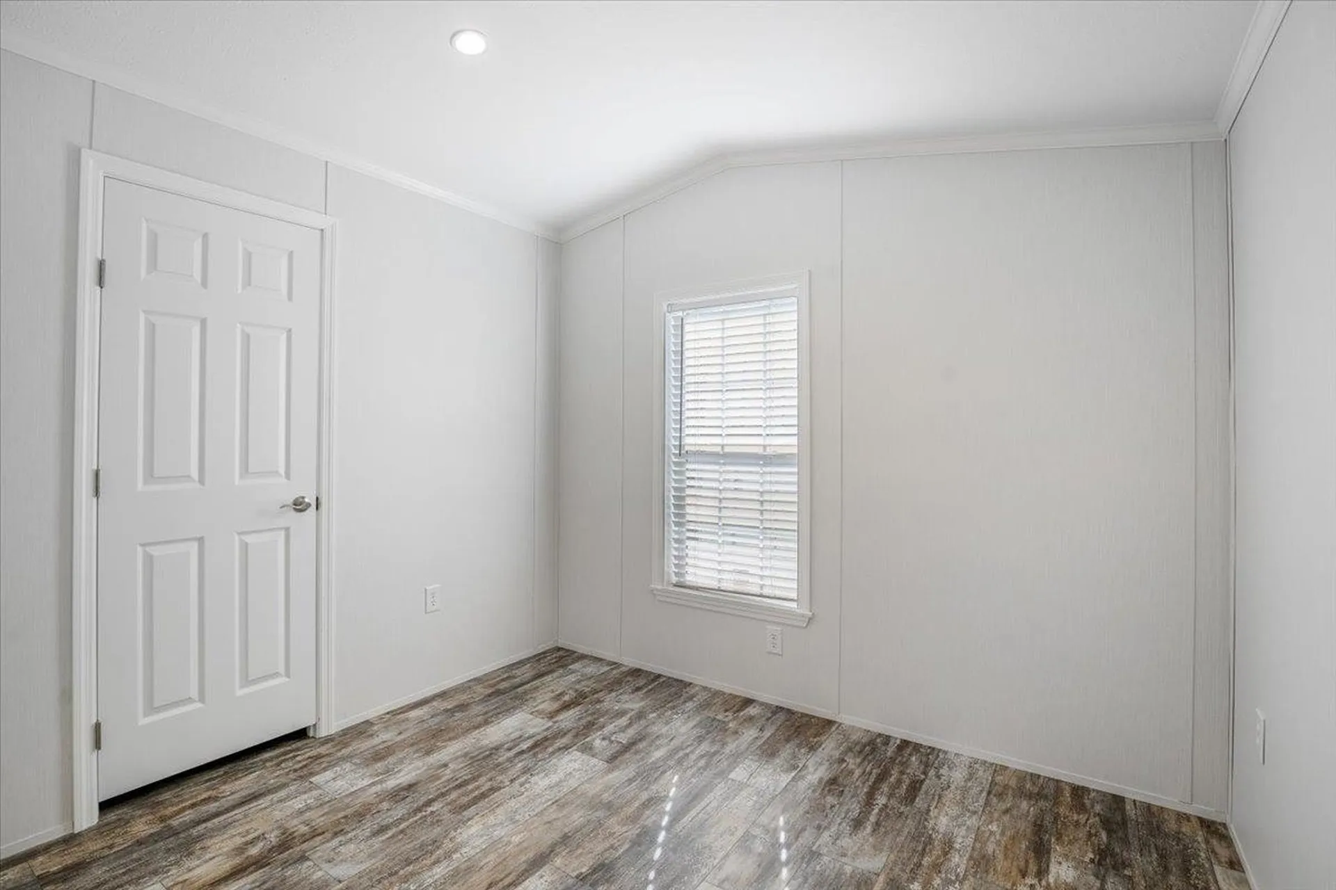 843 High Street Candia NH 03034