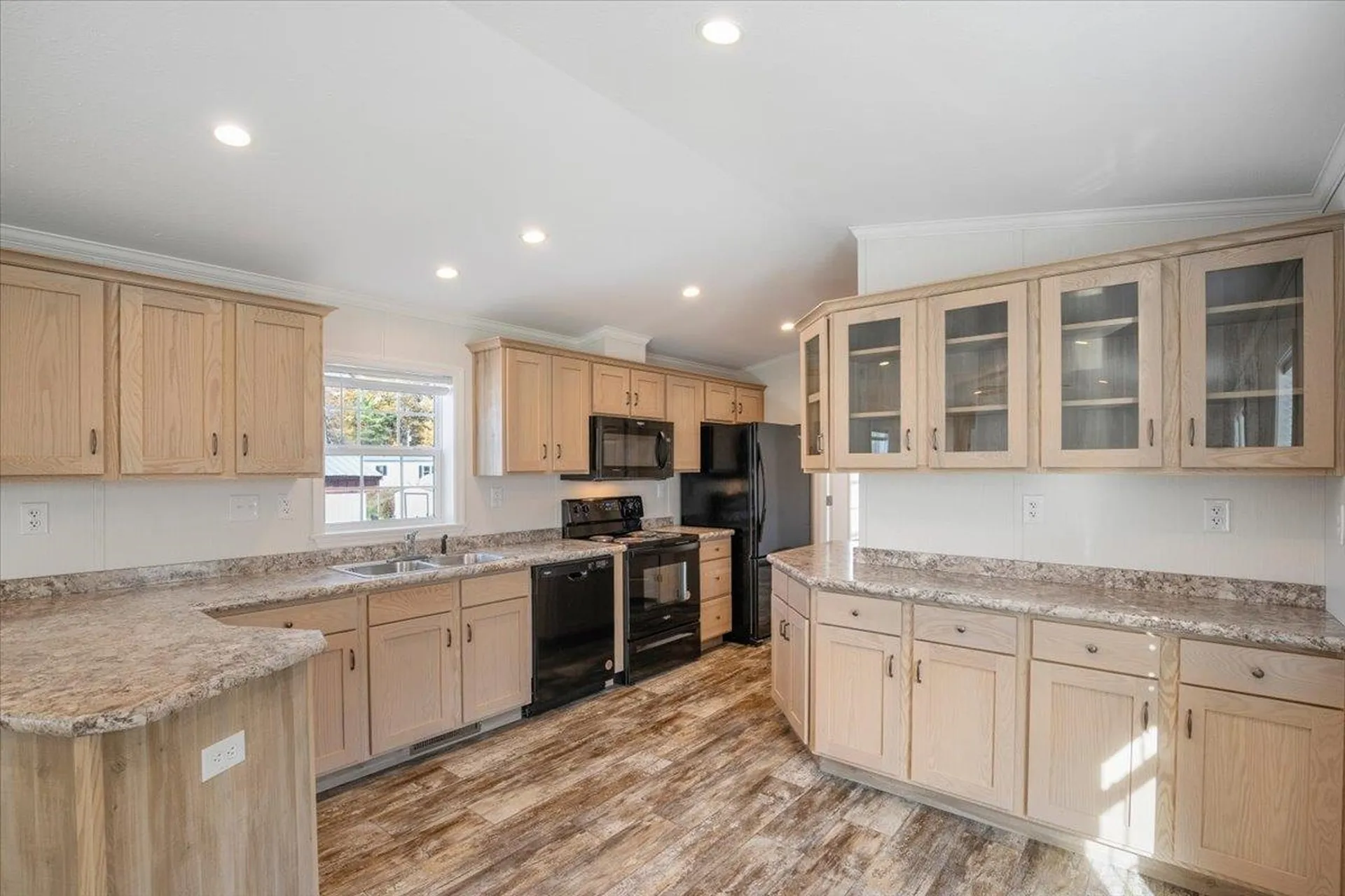 843 High Street Candia NH 03034