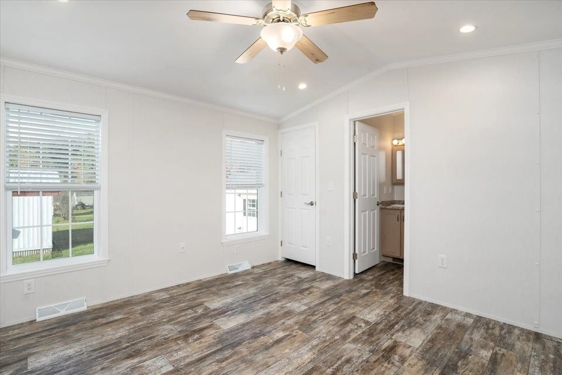 843 High Street Candia NH 03034