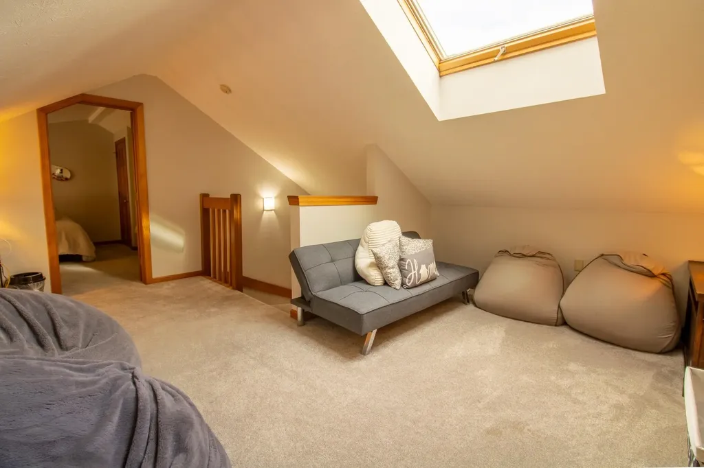 20 Jack O Lantern Drive Woodstock NH 03293