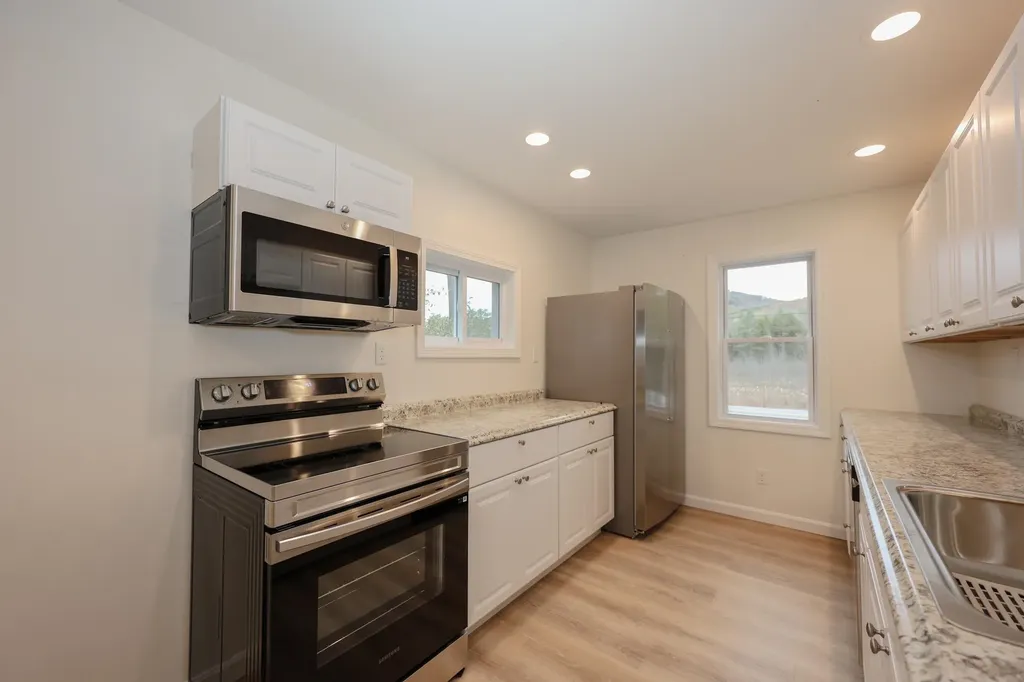 1164 Main Street Grafton NH 03240