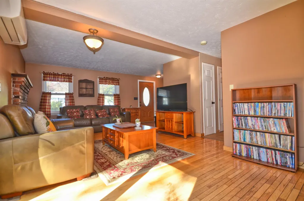 10 Upland Drive Franklin NH 03235