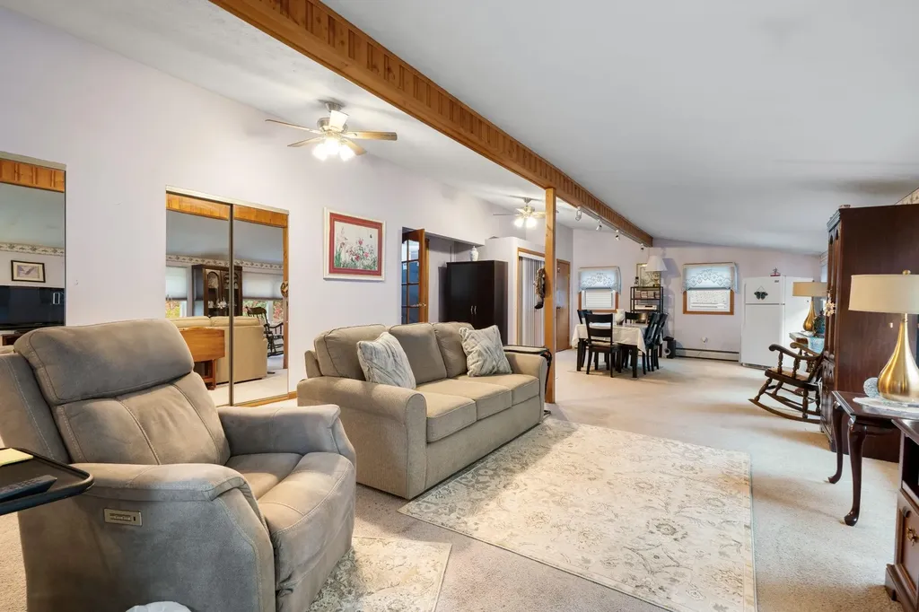 664 South Main Street Manchester NH 03102