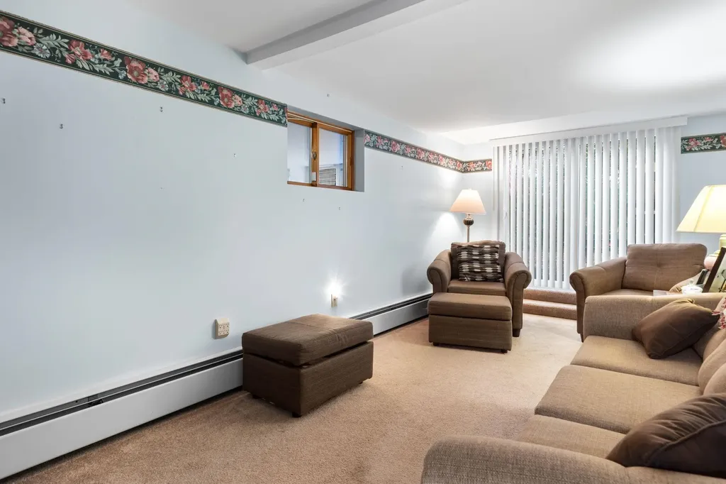 664 South Main Street Manchester NH 03102