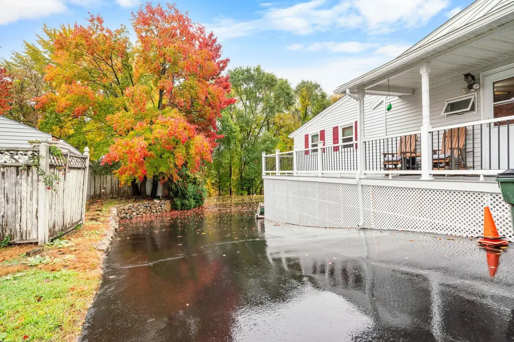 664 South Main Street Manchester NH 03102