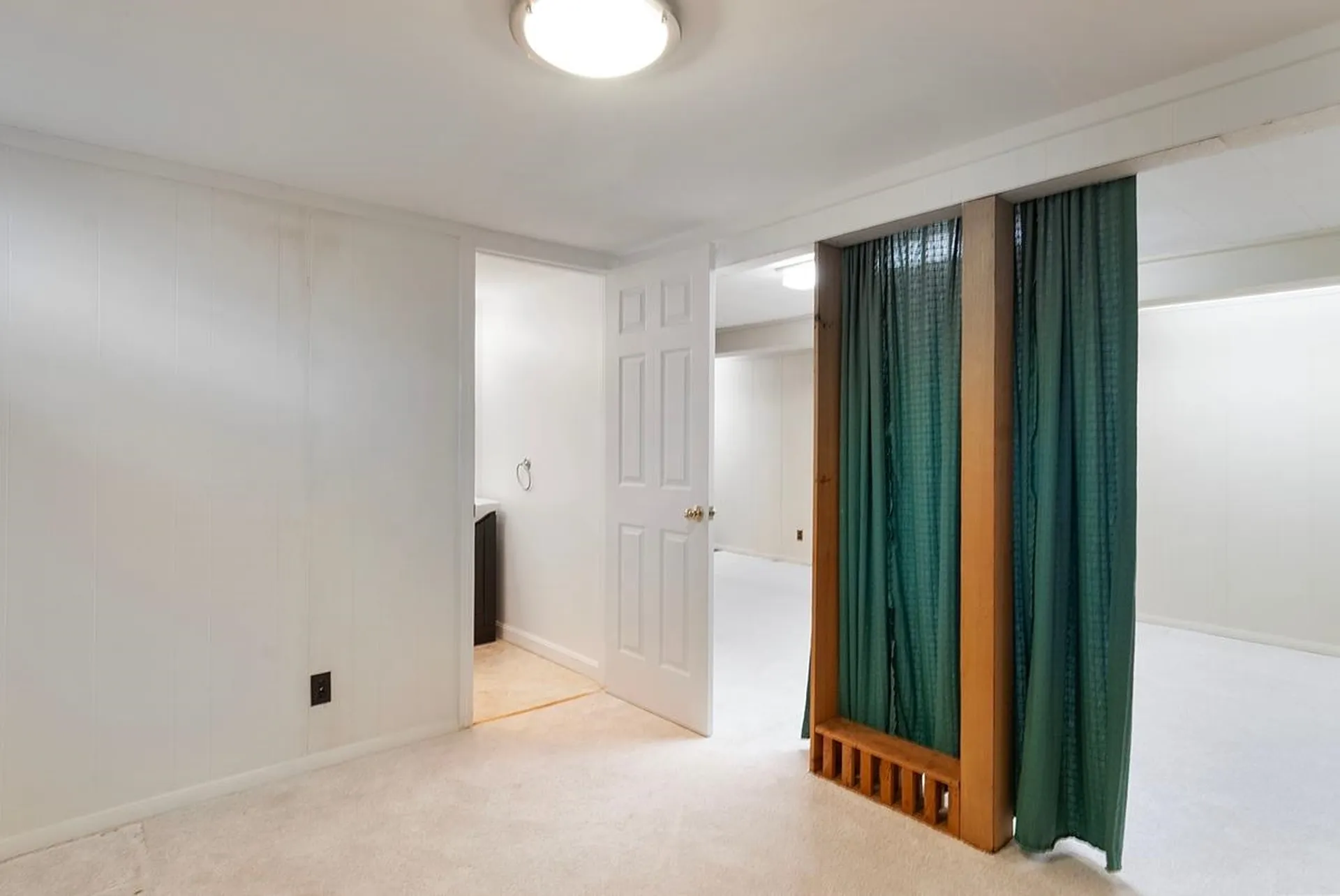 26 Mariette Drive Portsmouth NH 03801