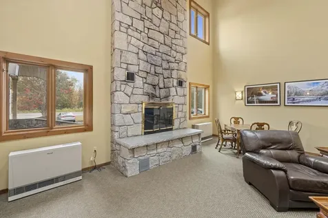 227 Main Street Lincoln NH 03251