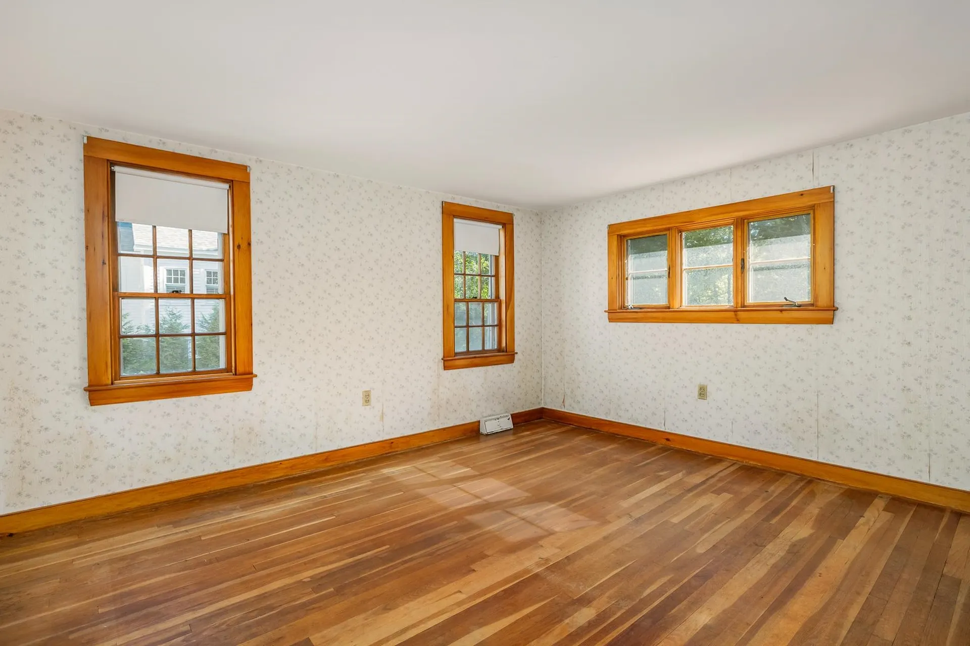 14 Colonial Lane New Castle NH 03854